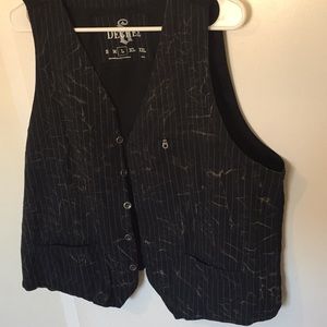 Decree Black Vest